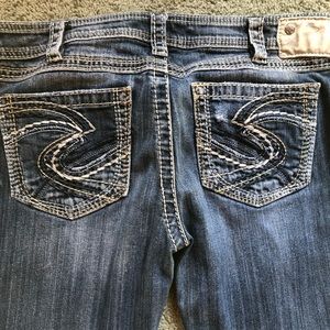 Woman’s silver Capris